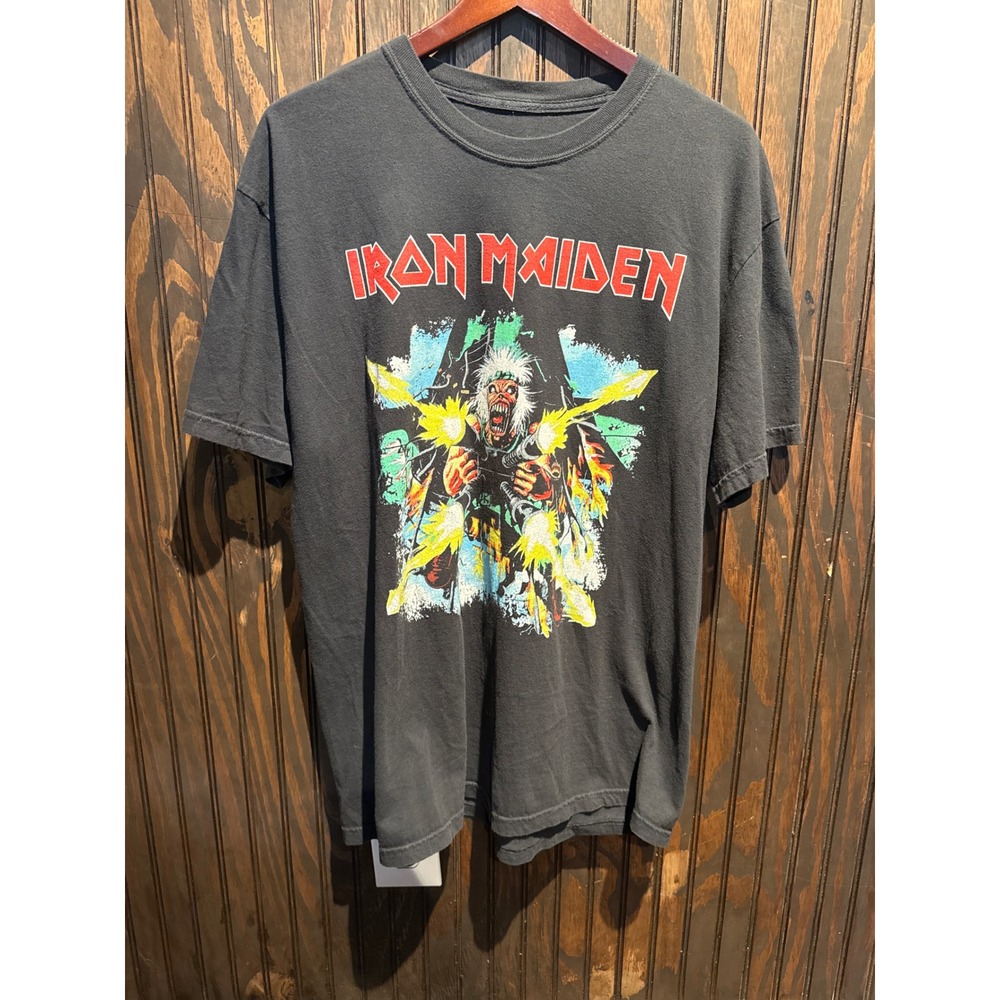 Iron Maiden Graphic Band Tee Black Short Sleeve Heavy Metal Shirt XL 24x31